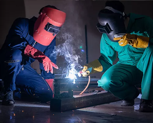 Vêtements de protection pour les opérations de soudage électrique